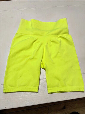 TALA Sculpt Seamless Biker Shorts Yellow Size Small